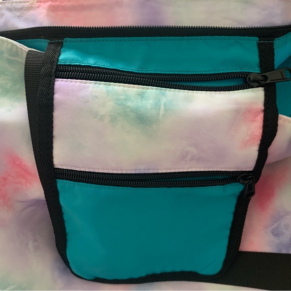 ESVAN Beach Pool Gym tote bag with various zippered compartments water resistant - Picture 7 of 11